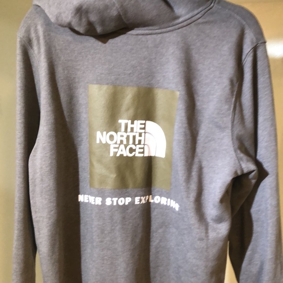 Mens Pullover Hoodie - Picture 4 of 5